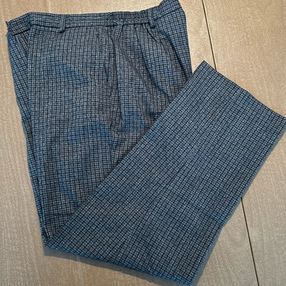 Front zipper with button top pants. - Picture 1 of 5